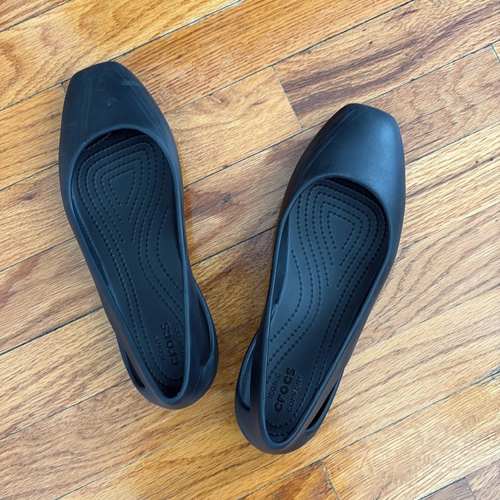 Crocs flats